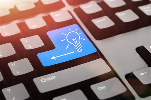 赋有云海含义的女